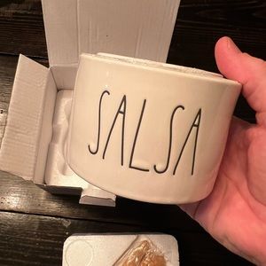 Rae Dunn Salsa and Guac bowl set. NEW